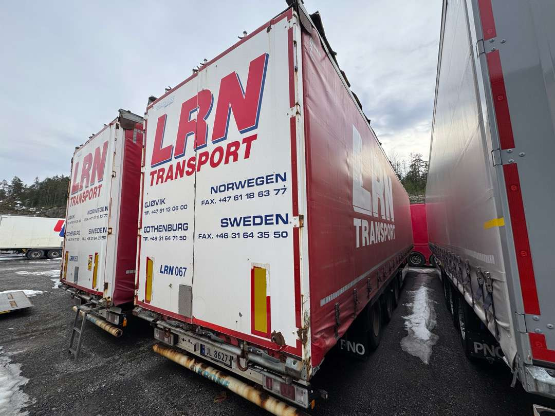 2015 KRONE Profi Liner / MEGA / Curtain / Lifting roof - Curtainsider semi-trailer: picture 1 2015 KRONE Profi Liner / MEGA / Curtain / Lifting roof - Curtainsider semi-trailer: picture 1
