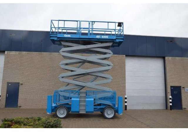 Scissor lift Genie GS 5390 RT: picture 9