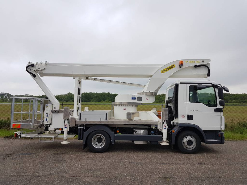 Palfinger P 300 KS | 2022 - Truck mounted aerial platform: picture 4 Palfinger P 300 KS | 2022 - Truck mounted aerial platform: picture 4