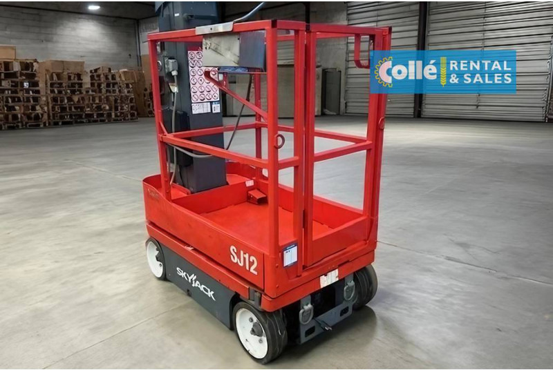 Skyjack SJ 12 | 2013 - Scissor lift: picture 2 Skyjack SJ 12 | 2013 - Scissor lift: picture 2