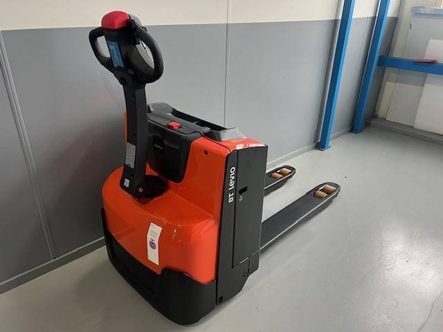 Toyota LWE160 - Pallet truck: picture 4 Toyota LWE160 - Pallet truck: picture 4