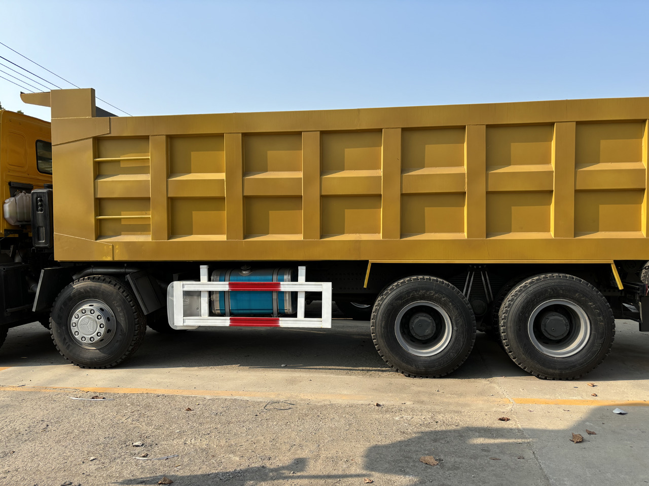 SINOTRUK HOWO - Tipper: picture 3 SINOTRUK HOWO - Tipper: picture 3