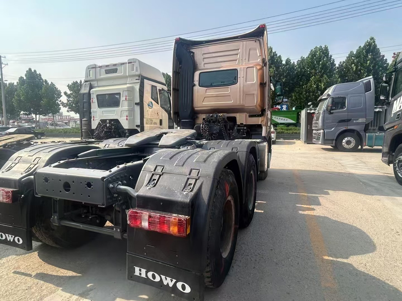 New Tractor unit HOWO T7H: picture 6
