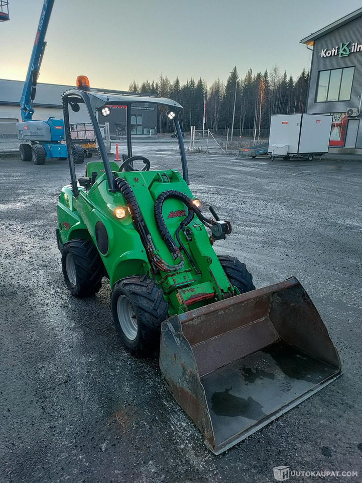 Avant 528 Diesel sorakauhalla, 2016, Oulu - Compact loader: picture 3 Avant 528 Diesel sorakauhalla, 2016, Oulu - Compact loader: picture 3