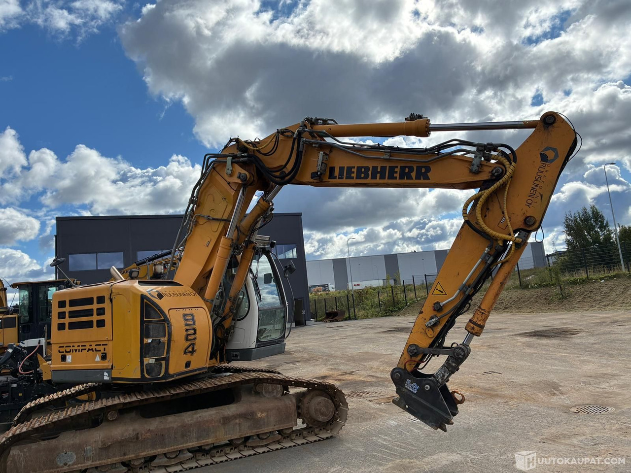 Liebherr R924 Compact, 2010 Lyhytperäinen Kaivinkone, Kerava - Construction machinery: picture 5 Liebherr R924 Compact, 2010 Lyhytperäinen Kaivinkone, Kerava - Construction machinery: picture 5