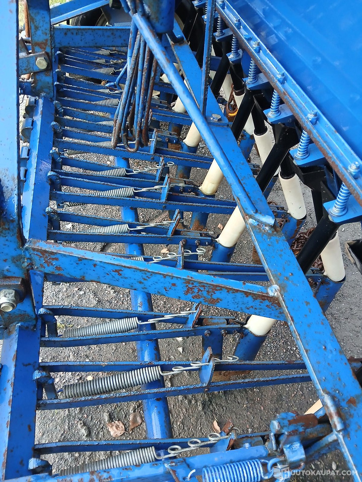 Fiona D-56/2,00/17 riviinkylvökone, Salo - Seed drill: picture 5 Fiona D-56/2,00/17 riviinkylvökone, Salo - Seed drill: picture 5