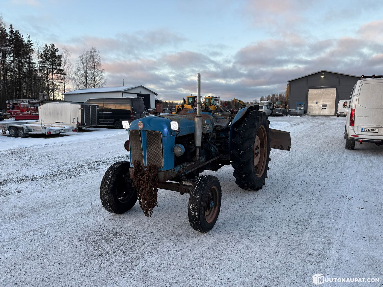 Fordson Power Major perälevyllä, Virrat - Farm tractor: picture 1 Fordson Power Major perälevyllä, Virrat - Farm tractor: picture 1