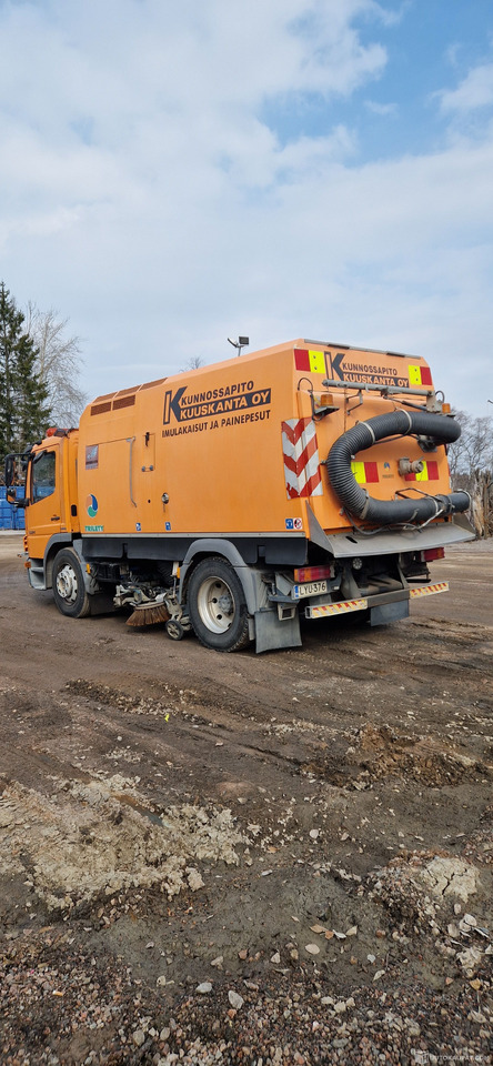 Mercedes-Benz Atego 1324 LKO / Trilety, 2009, Espoo - Truck: picture 3 Mercedes-Benz Atego 1324 LKO / Trilety, 2009, Espoo - Truck: picture 3