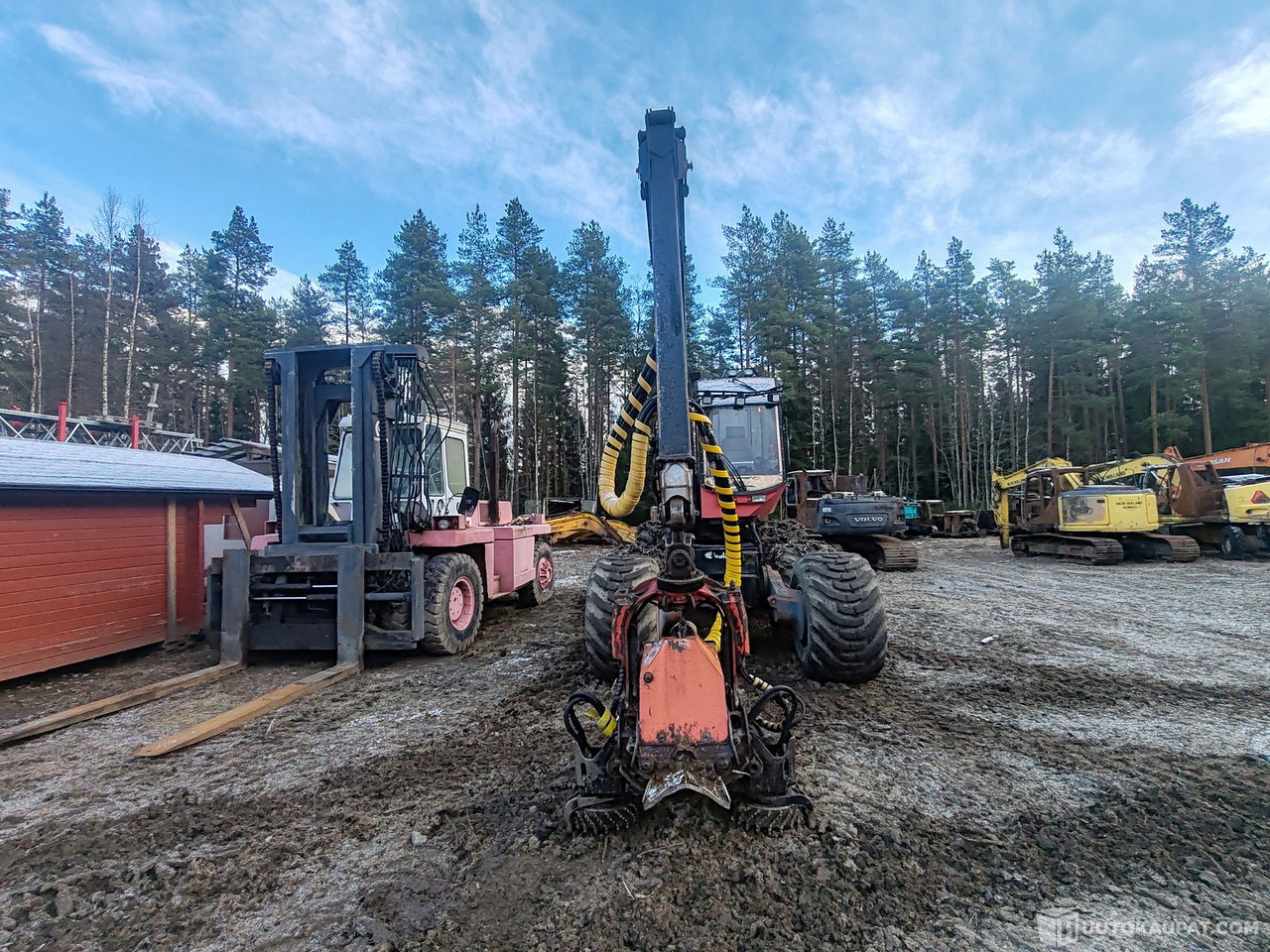 Valmet 911.3 harvesteri, 19162H, 2006, Pedersöre - Forestry harvester: picture 2 Valmet 911.3 harvesteri, 19162H, 2006, Pedersöre - Forestry harvester: picture 2