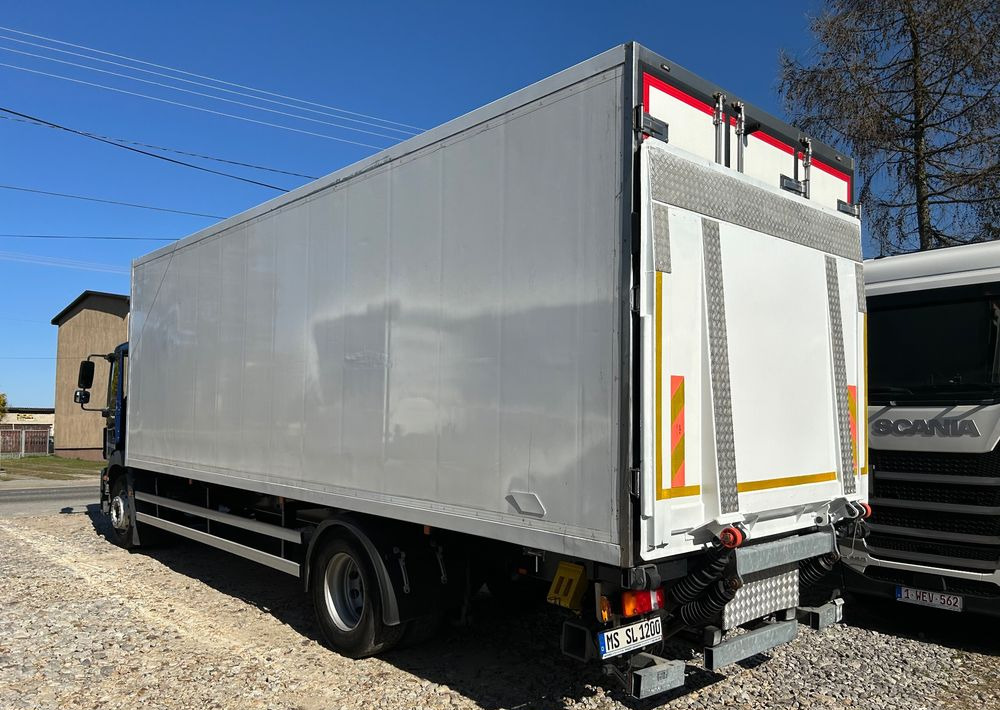 MAN TGM 18.290 18.250 Carrier 1950 D/E z Holandii / TOP STAN / 7.5m / 18 palet / winda + drzwi boczne / OKAZJA - Refrigerator truck: picture 2 MAN TGM 18.290 18.250 Carrier 1950 D/E z Holandii / TOP STAN / 7.5m / 18 palet / winda + drzwi boczne / OKAZJA - Refrigerator truck: picture 2