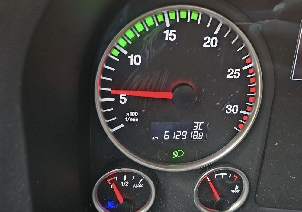 MAN TGS 18.460 2018 NAUKA JAZDY POLIFT FULL ELKA AUTOMAT 4x2 STANDARD 315/70r22.5 SUPER STAN TGX 470 460 420 430 500 510 400 360 410 - Tractor unit: picture 5 MAN TGS 18.460 2018 NAUKA JAZDY POLIFT FULL ELKA AUTOMAT 4x2 STANDARD 315/70r22.5 SUPER STAN TGX 470 460 420 430 500 510 400 360 410 - Tractor unit: picture 5