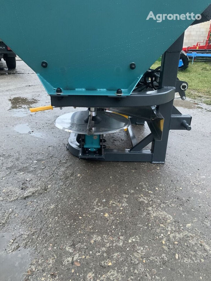 New RNZ 600 ,800.1000 L - Fertilizer spreader: picture 3 New RNZ 600 ,800.1000 L - Fertilizer spreader: picture 3