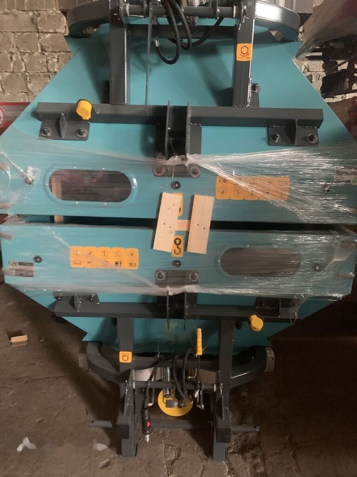 New Rozsiewacz Sadowniczy Dwutarczowy 600,800i 1000L - Fertilizer spreader: picture 5 New Rozsiewacz Sadowniczy Dwutarczowy 600,800i 1000L - Fertilizer spreader: picture 5