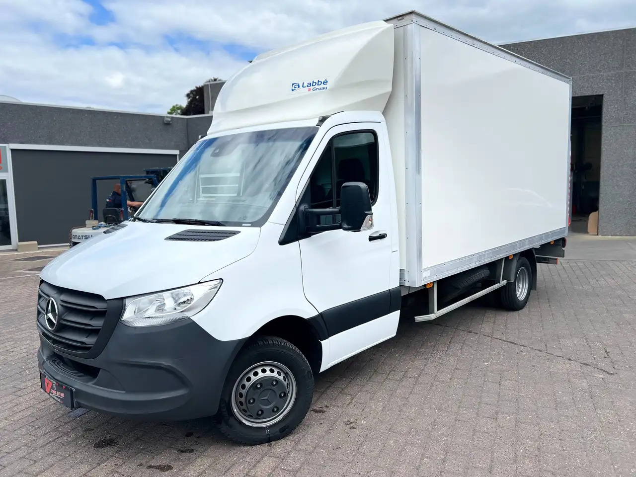 Mercedes-Benz Sprinter 515 KAST+LIFT + SPOILER (36.000ex) 2.300M - Box van: picture 2 Mercedes-Benz Sprinter 515 KAST+LIFT + SPOILER (36.000ex) 2.300M - Box van: picture 2
