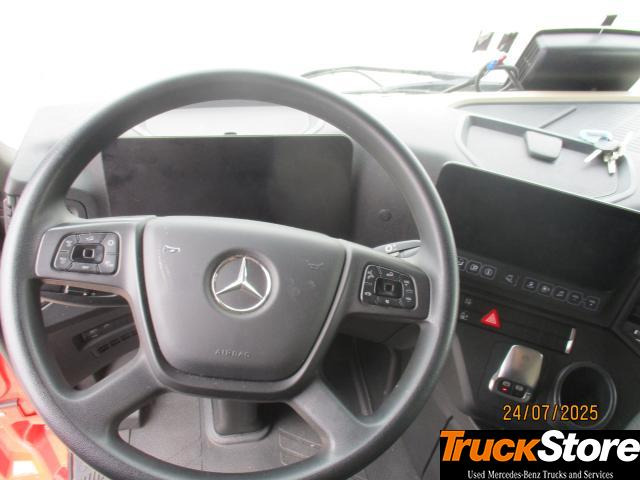 Tractor unit Mercedes-Benz Actros 1845 LS nRL: picture 8