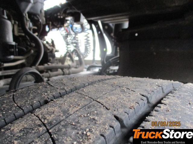 Tractor unit Mercedes-Benz Actros 1845 LS nRL: picture 7