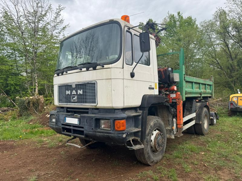 MAN 19.272 - Tipper, Crane truck: picture 2 MAN 19.272 - Tipper, Crane truck: picture 2