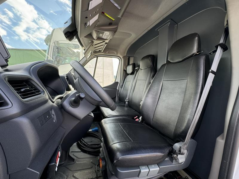 Leasing of Renault Master Renault Master: picture 6