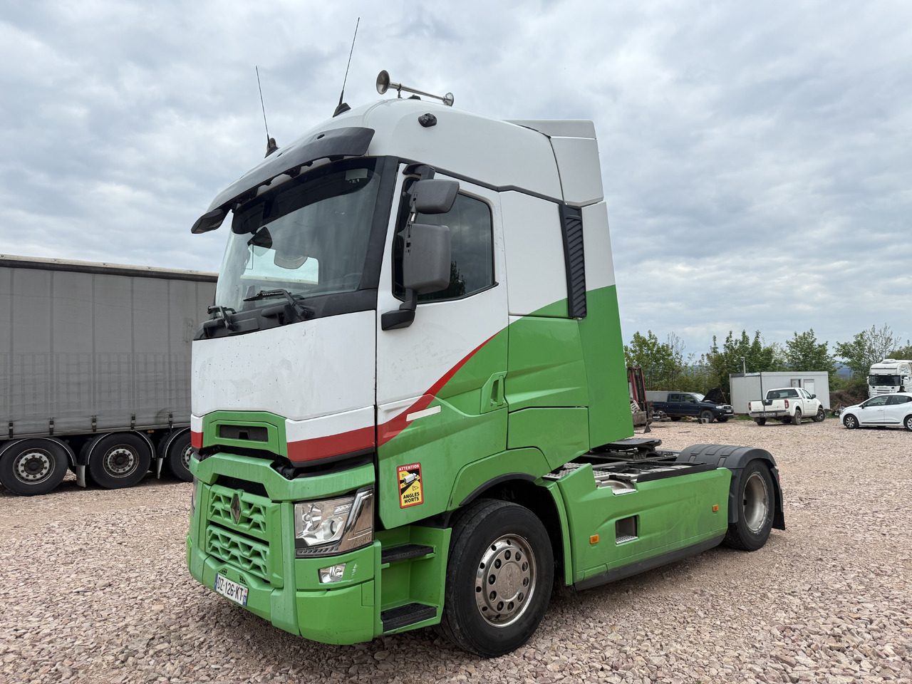 Renault T520 - Tractor unit: picture 1 Renault T520 - Tractor unit: picture 1