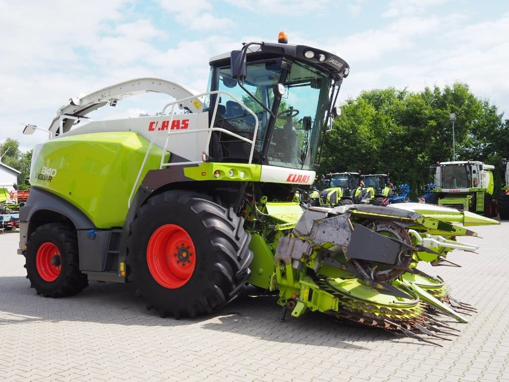 Claas Jaguar 840 + Orbis 450 - Forage harvester: picture 4 Claas Jaguar 840 + Orbis 450 - Forage harvester: picture 4