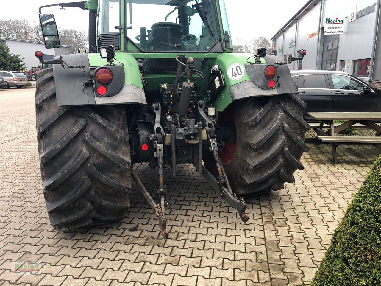 Farm tractor Fendt 716 Vario Favorit: picture 9