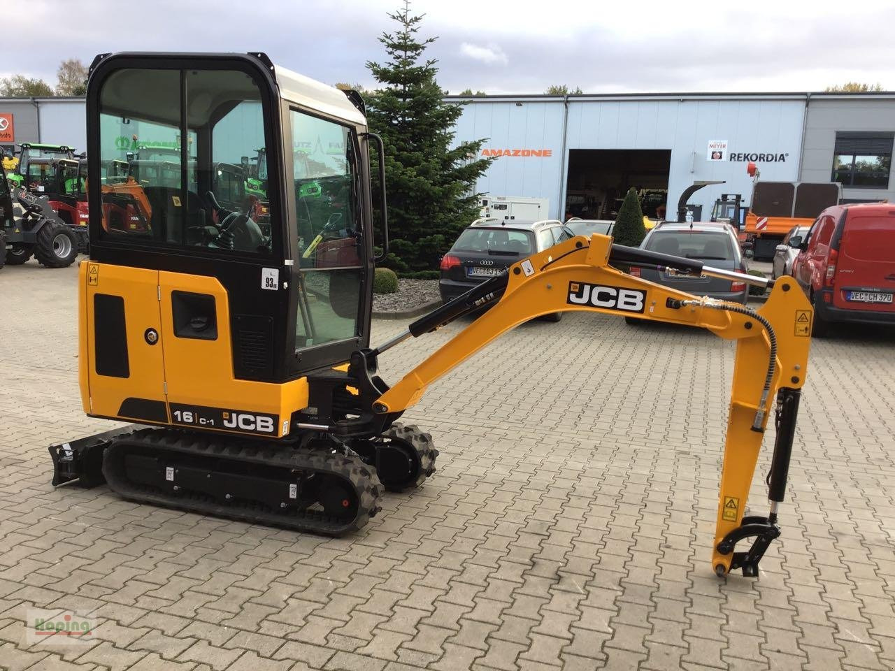 JCB 16C-1 - Mini excavator: picture 3 JCB 16C-1 - Mini excavator: picture 3