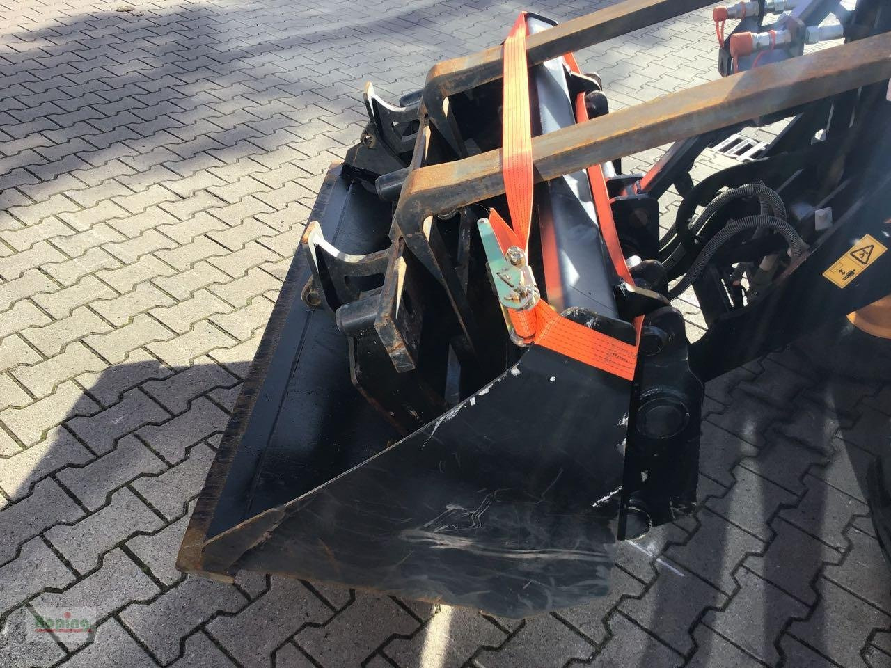 Compact loader JCB 403 PLUS: picture 10 Compact loader JCB 403 PLUS: picture 10