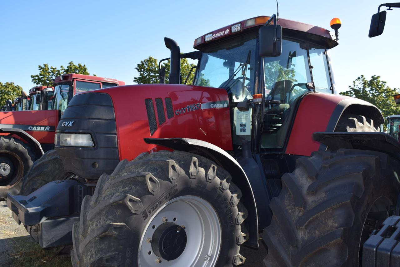 Case-IH CVX 1155 - Farm tractor: picture 3 Case-IH CVX 1155 - Farm tractor: picture 3