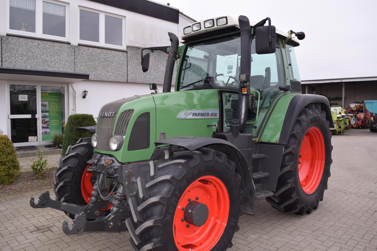 Fendt 412 Vario - Farm tractor: picture 1 Fendt 412 Vario - Farm tractor: picture 1