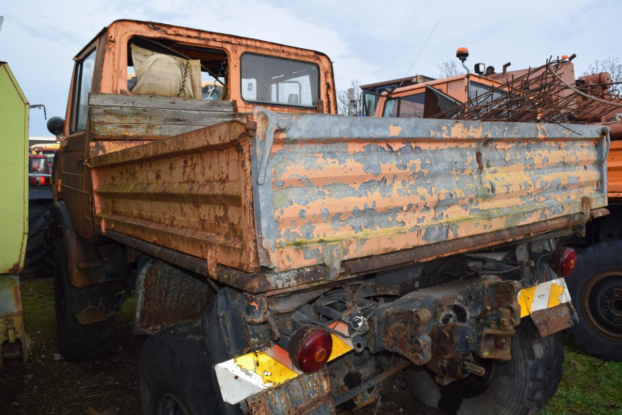 Mercedes-Benz Unimog U 1200 - Municipal/ Special vehicle: picture 4 Mercedes-Benz Unimog U 1200 - Municipal/ Special vehicle: picture 4