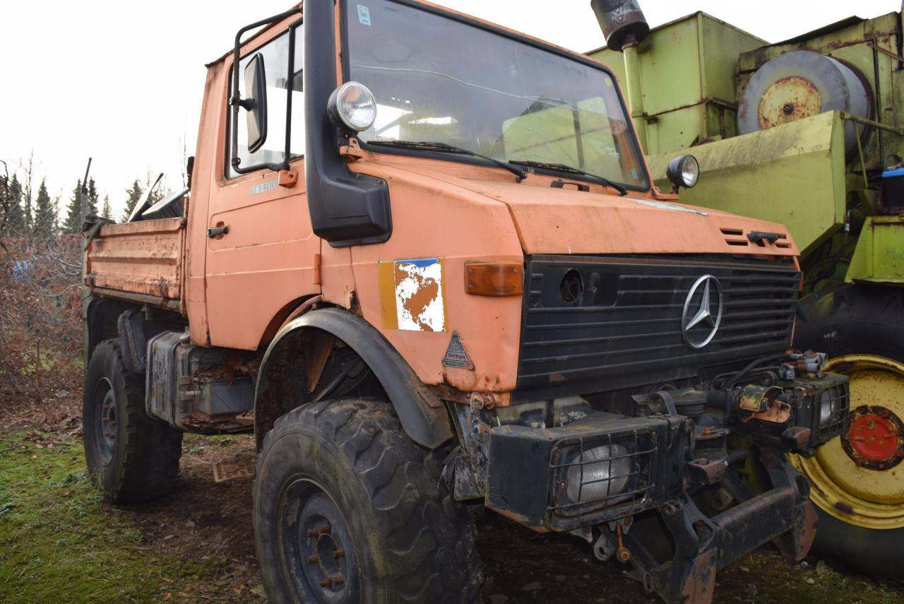 Mercedes-Benz Unimog U 1200 - Municipal/ Special vehicle: picture 1 Mercedes-Benz Unimog U 1200 - Municipal/ Special vehicle: picture 1