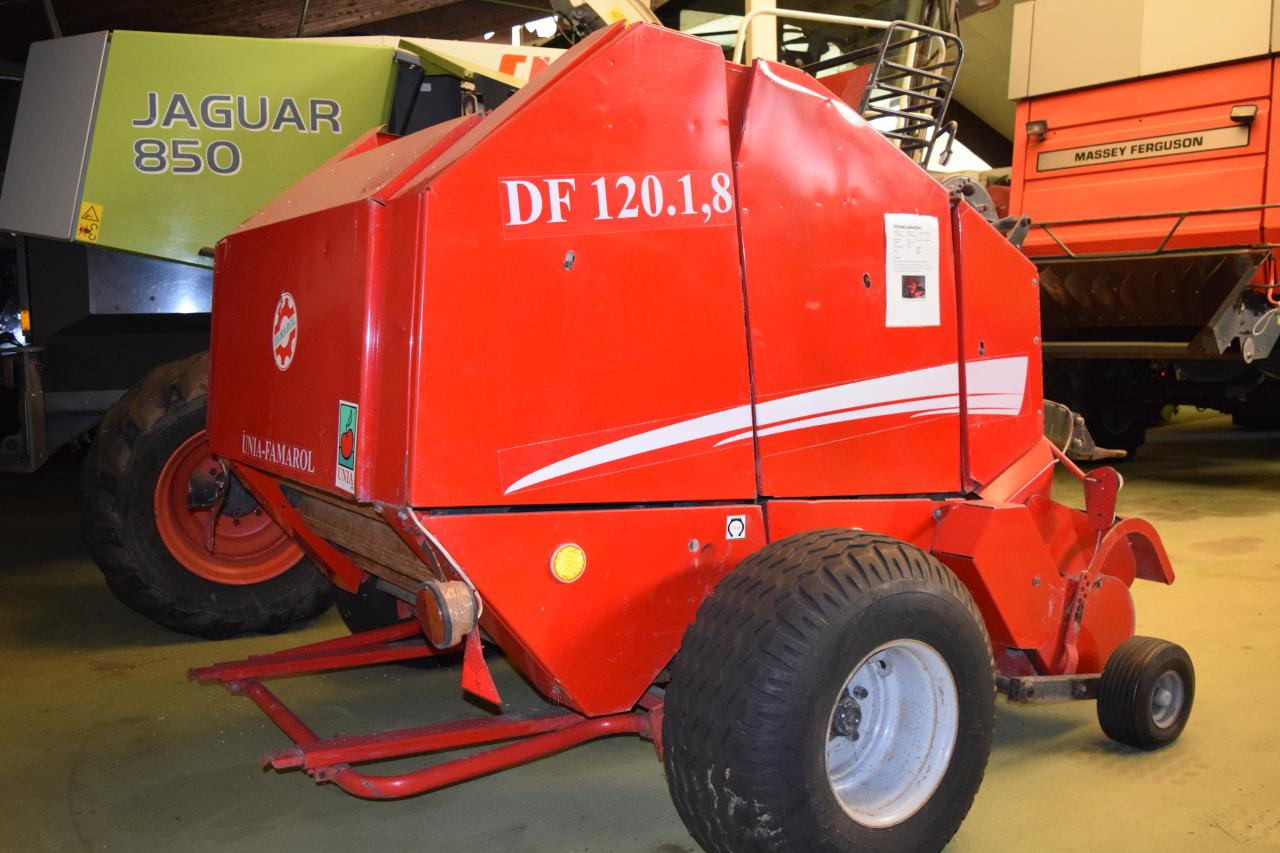 Unia DF 120.1.8 - Round baler: picture 4 Unia DF 120.1.8 - Round baler: picture 4