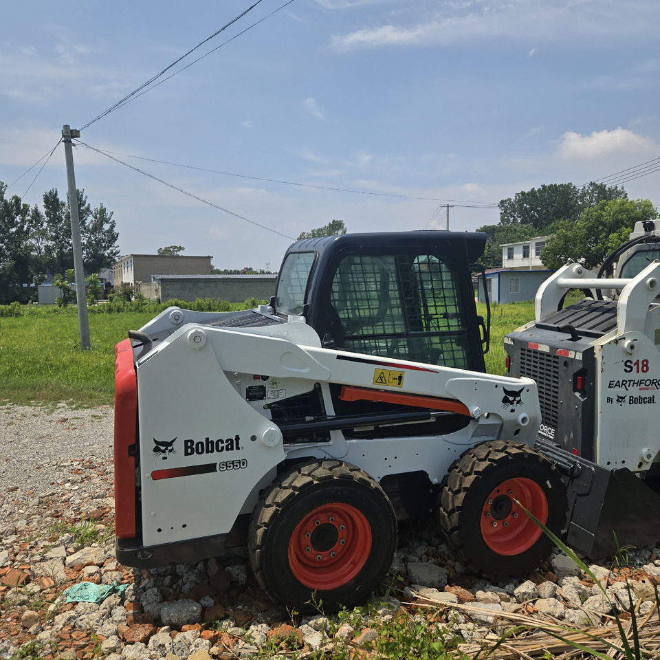 Skid steer loader BOBCAT S550: picture 6