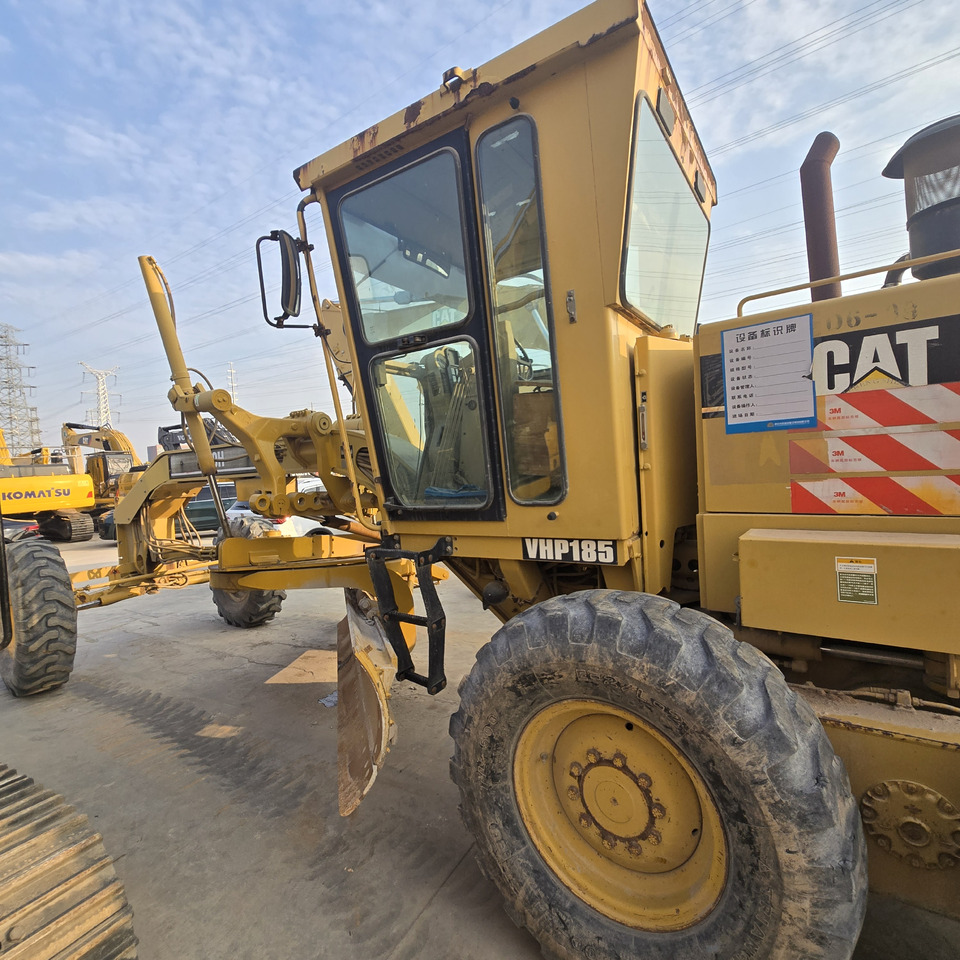 Grader CAT 140H: picture 6