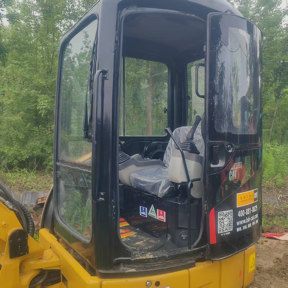 Mini excavator CATERPILLAR 303.5: picture 9