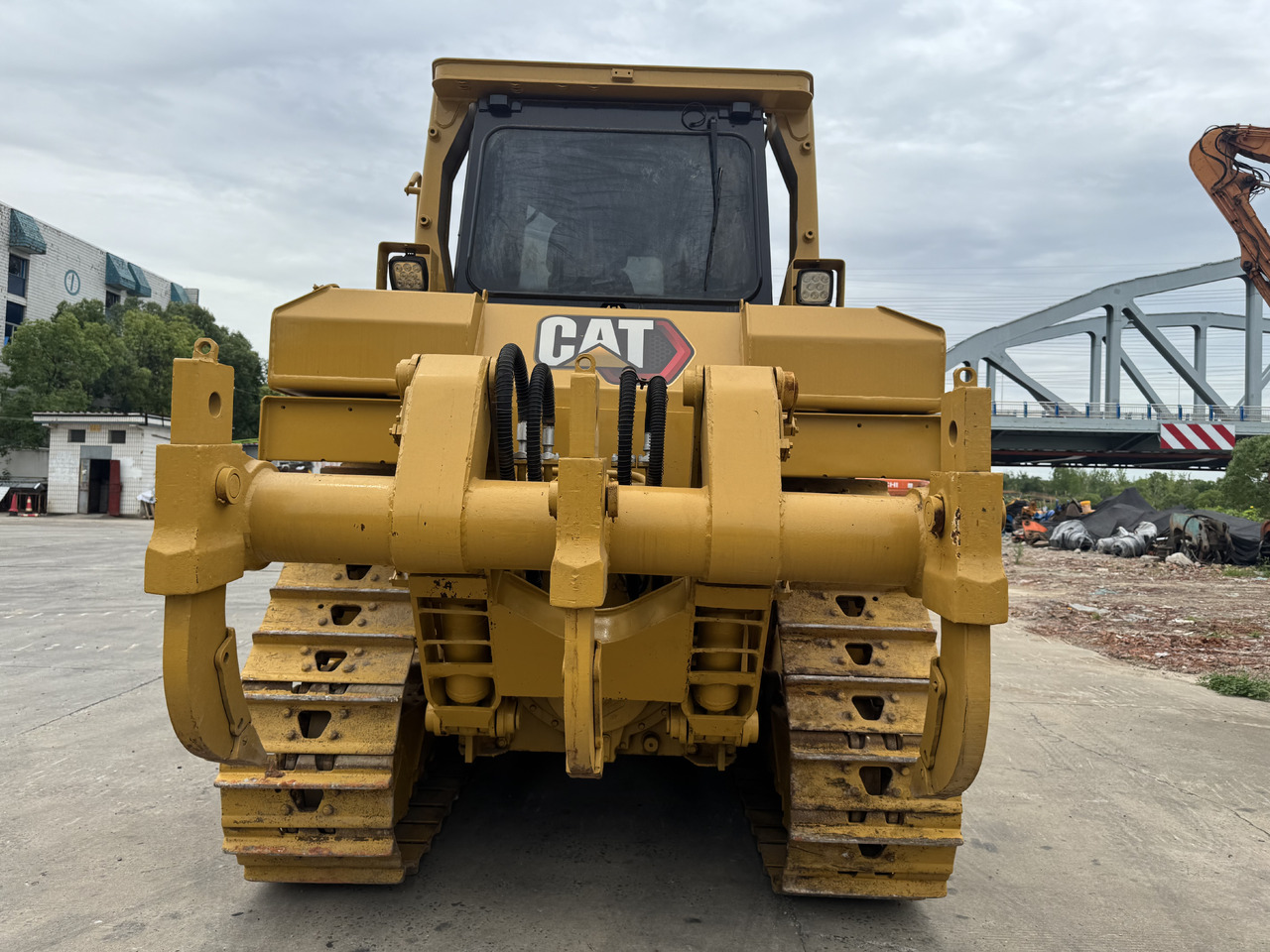 CATERPILLAR D6R - Bulldozer: picture 5 CATERPILLAR D6R - Bulldozer: picture 5