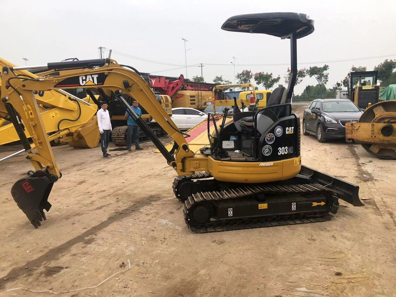 Mini excavator Caterpillar 303CR: picture 12