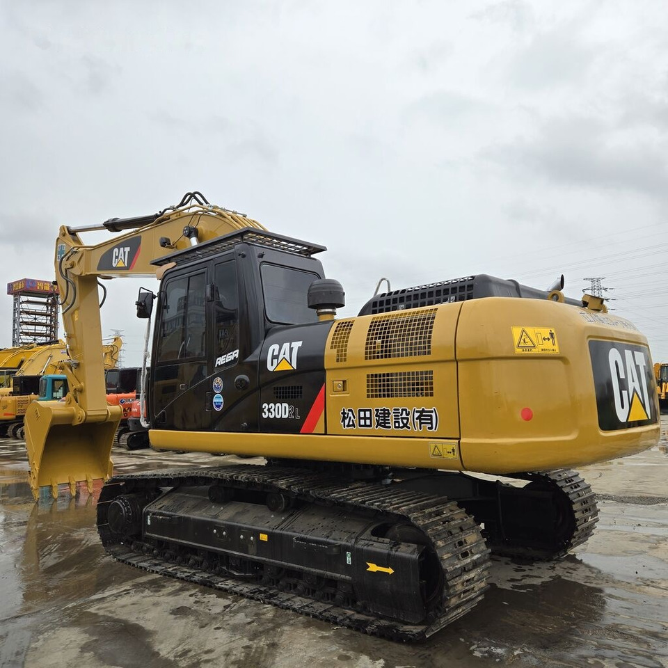 Caterpillar 330D2 - Crawler excavator: picture 3 Caterpillar 330D2 - Crawler excavator: picture 3