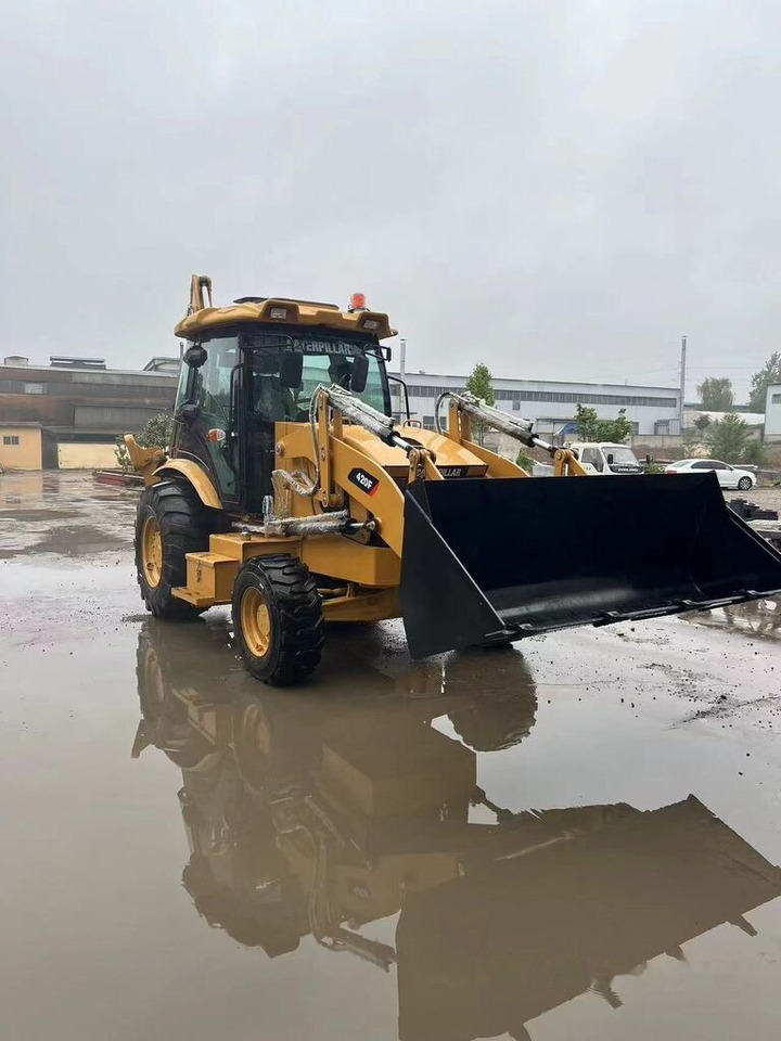 Caterpillar 420F - Backhoe loader: picture 4 Caterpillar 420F - Backhoe loader: picture 4