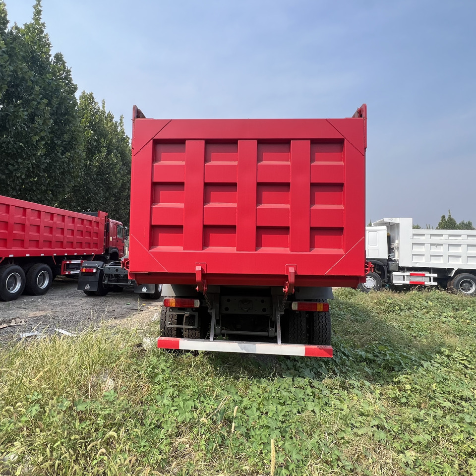 Howo 8*4 - Tipper: picture 2 Howo 8*4 - Tipper: picture 2