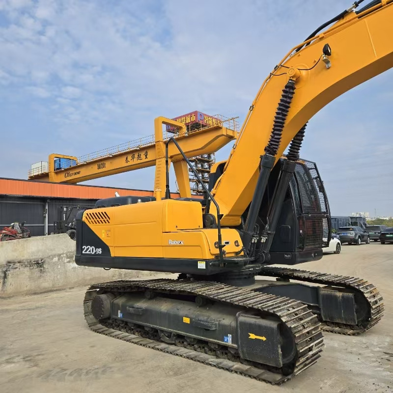 Hyundai R220-9S - Crawler excavator: picture 5 Hyundai R220-9S - Crawler excavator: picture 5