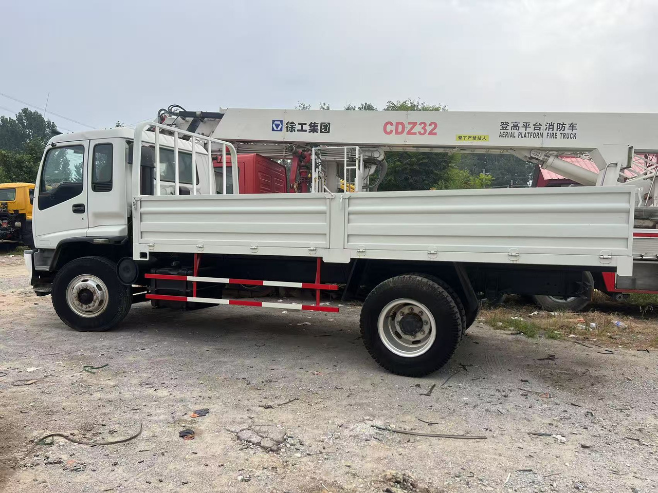 ISUZU Cargo truck - Tipper: picture 5 ISUZU Cargo truck - Tipper: picture 5