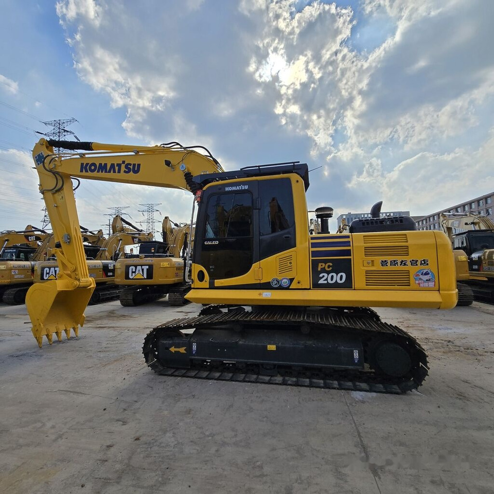 Komatsu PC200-8MO - Crawler excavator: picture 4 Komatsu PC200-8MO - Crawler excavator: picture 4