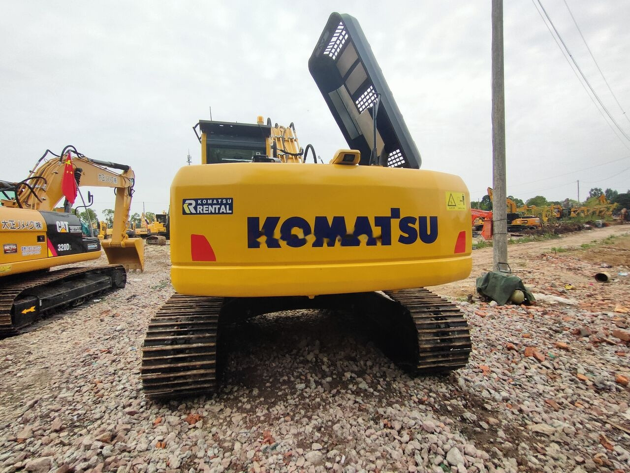 Komatsu PC240LC-8 - Crawler excavator: picture 5 Komatsu PC240LC-8 - Crawler excavator: picture 5