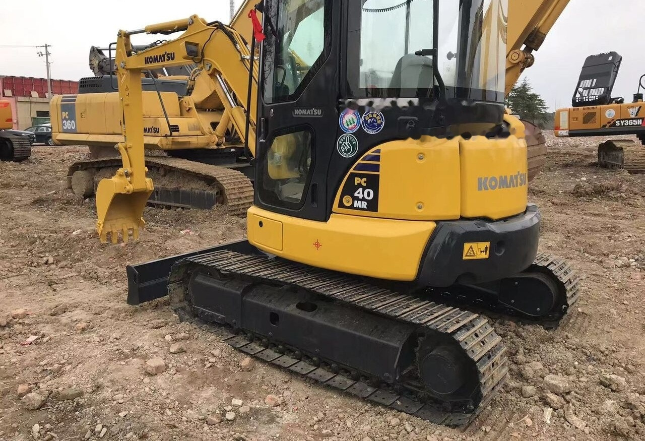 Komatsu PC40MR - Mini excavator: picture 5 Komatsu PC40MR - Mini excavator: picture 5