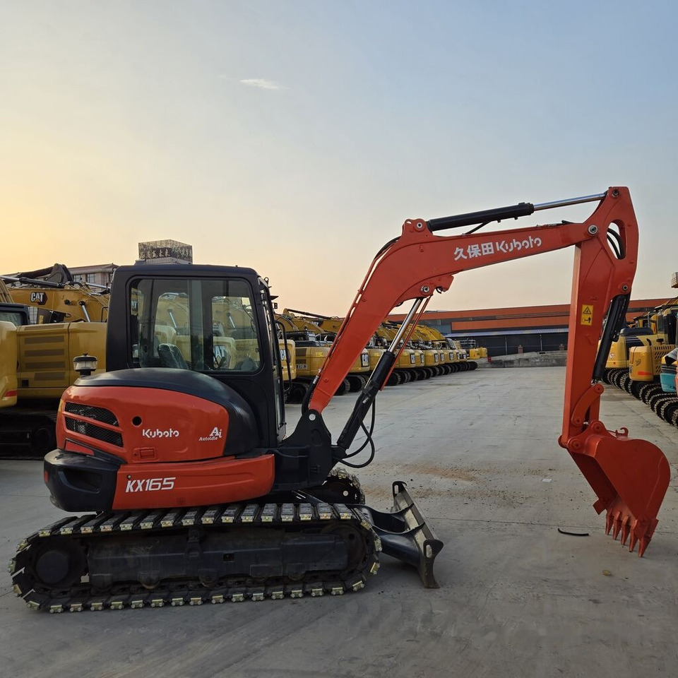 Kubota KX165 rubber track - Crawler excavator: picture 4 Kubota KX165 rubber track - Crawler excavator: picture 4