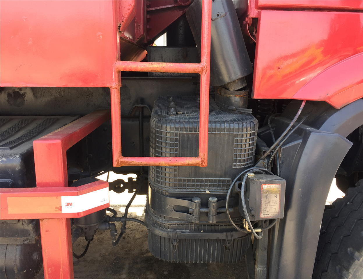 SINOTRUK HOWO - Tipper: picture 4 SINOTRUK HOWO - Tipper: picture 4
