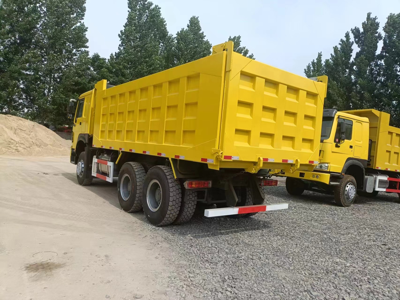 New Tipper SINOTRUK HOWO: picture 6