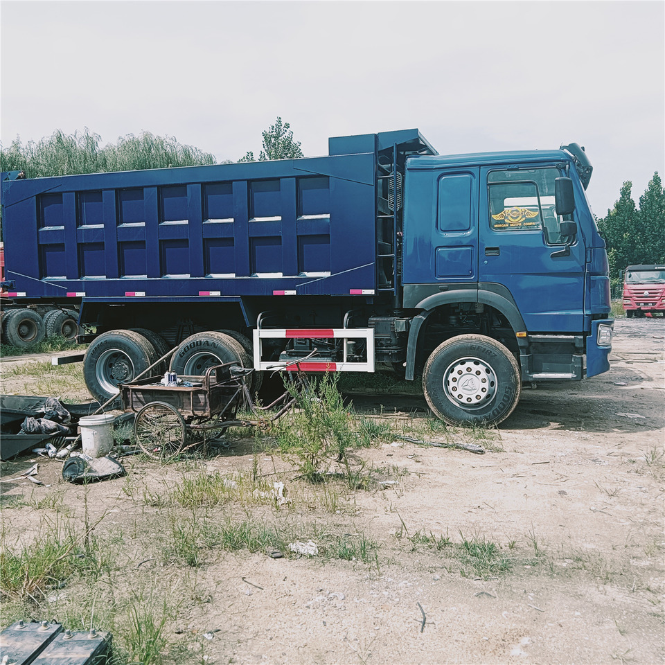 SINOTRUK Howo - Tipper: picture 5 SINOTRUK Howo - Tipper: picture 5