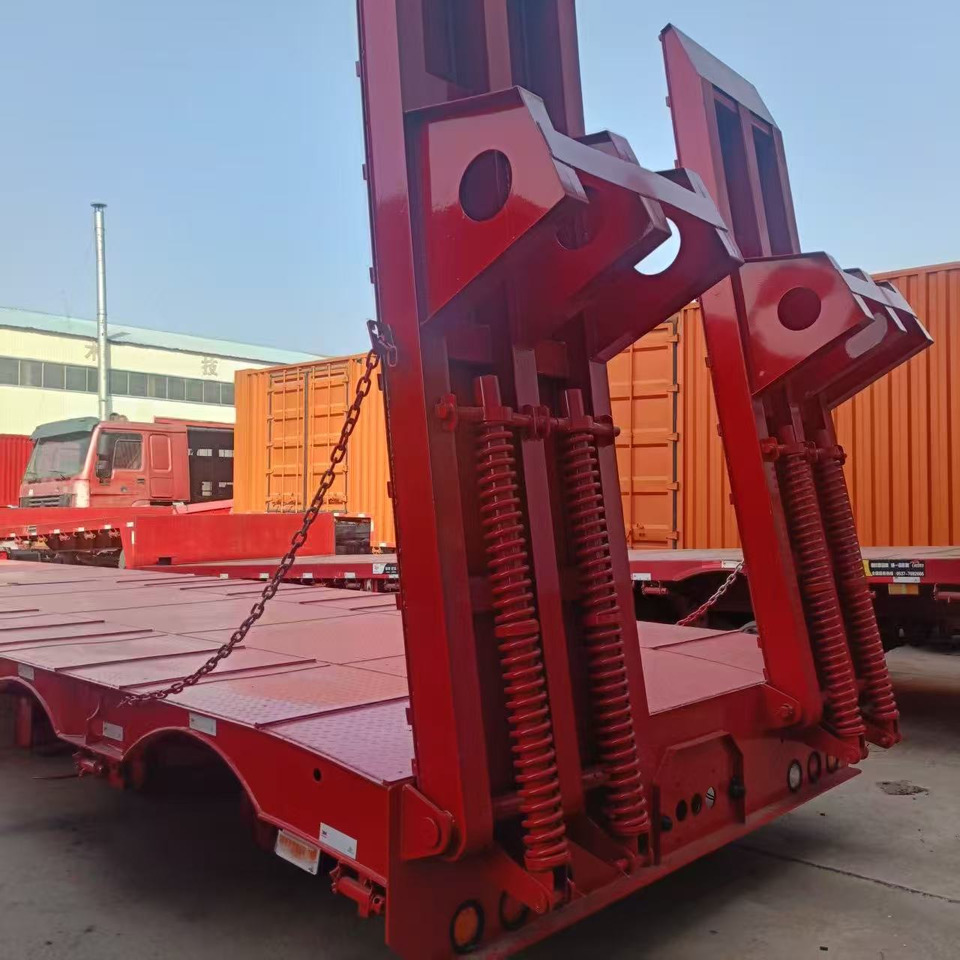 Low bed trailer - Semi-trailer: picture 2 Low bed trailer - Semi-trailer: picture 2